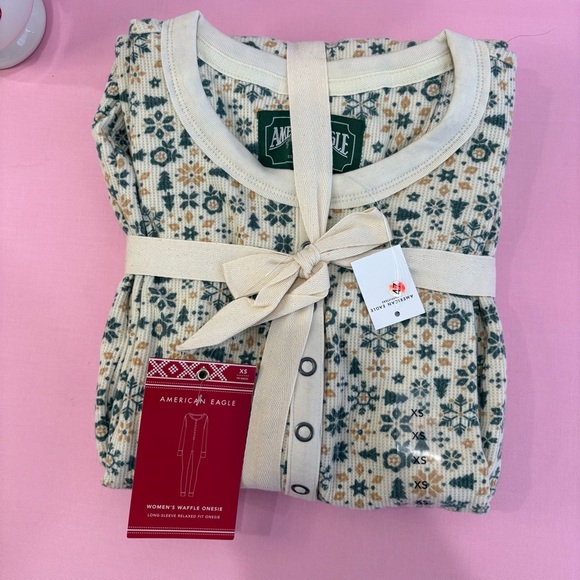 American Eagle Outfitters Floral Waffle Onesie XS NWT - Picture 3 of 7